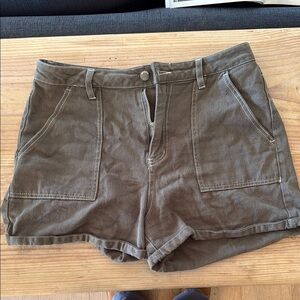 RSQ Women's Olive Cargo Shorts size 28